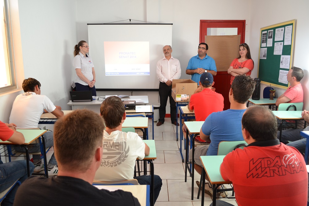 Nova turma do Curso de Operador de Empilhadeira começa suas aulas